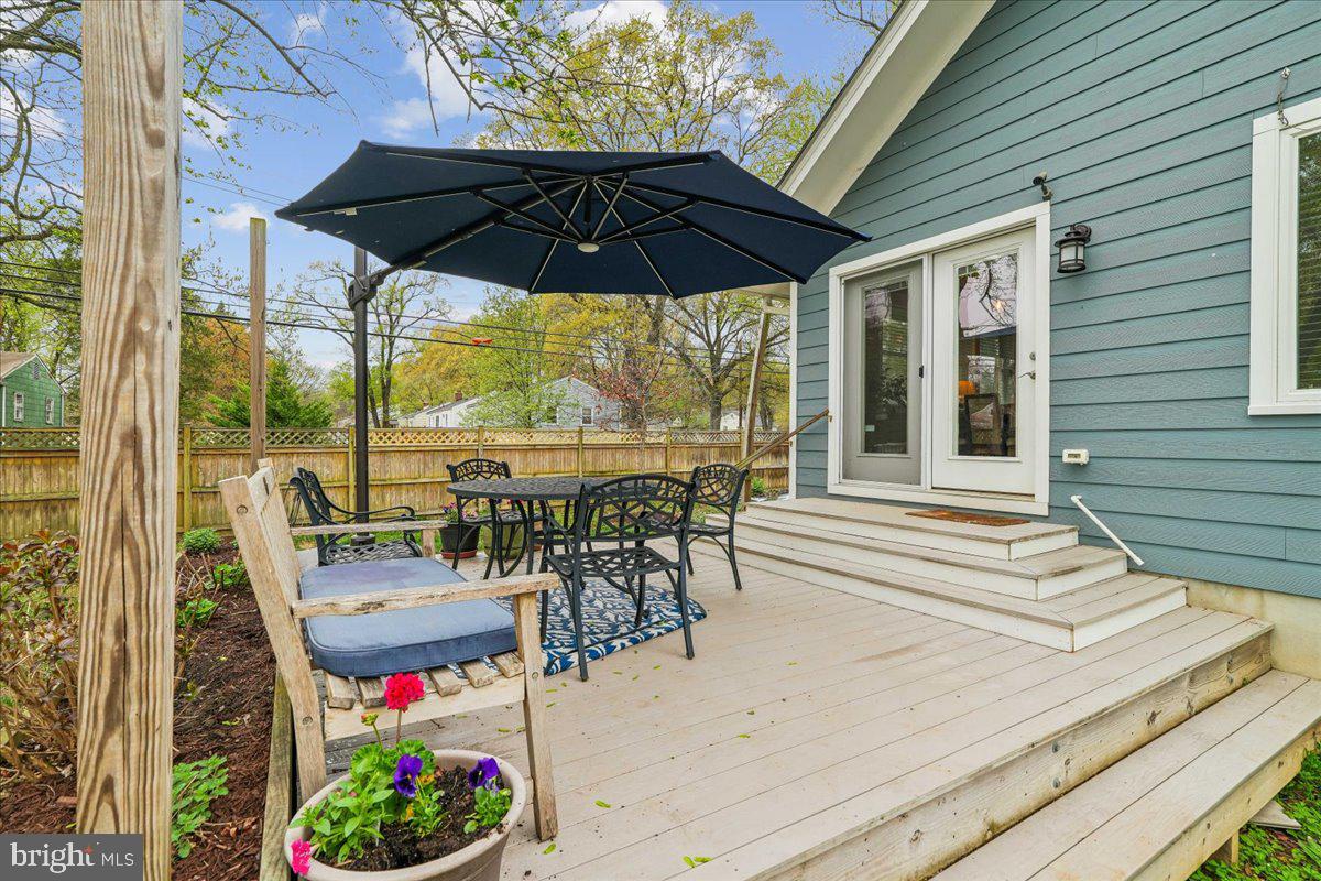 RIVERDALE PARK - Residential