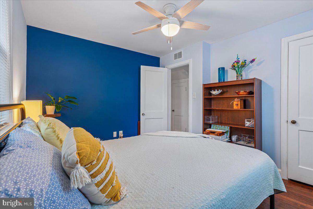 RIVERDALE PARK - Residential