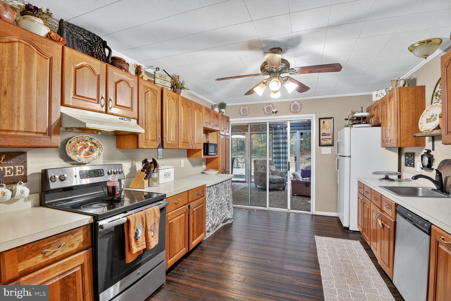 PT ROCKVILLE OUT RES. 3 - Residential