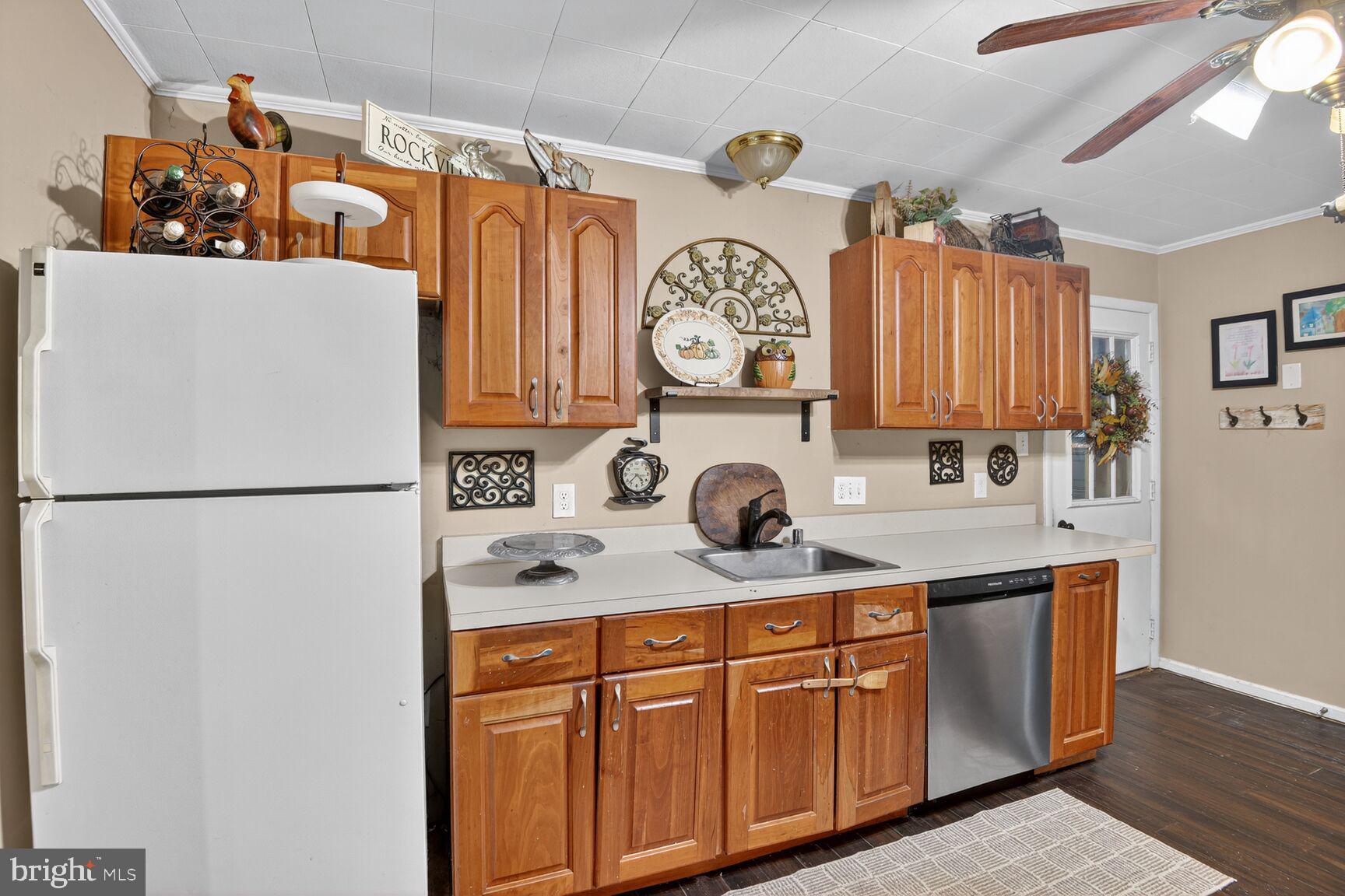 PT ROCKVILLE OUT RES. 3 - Residential