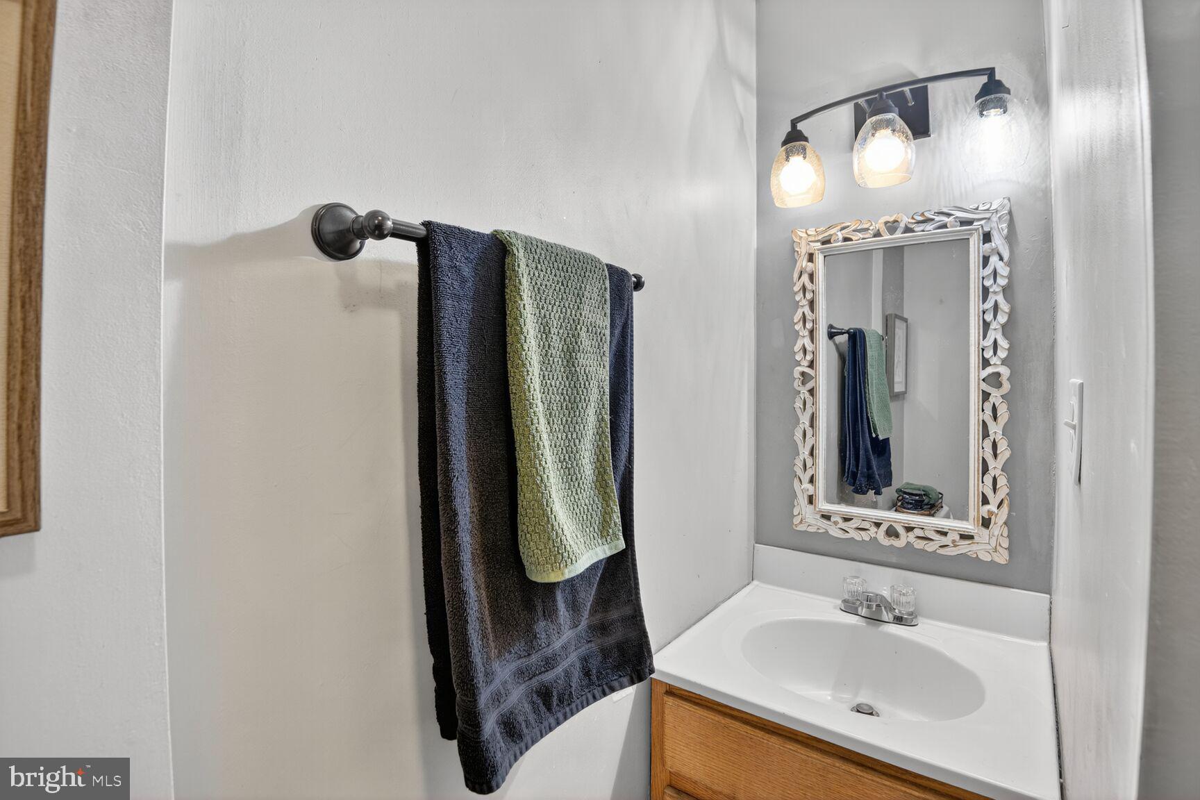 PT ROCKVILLE OUT RES. 3 - Residential