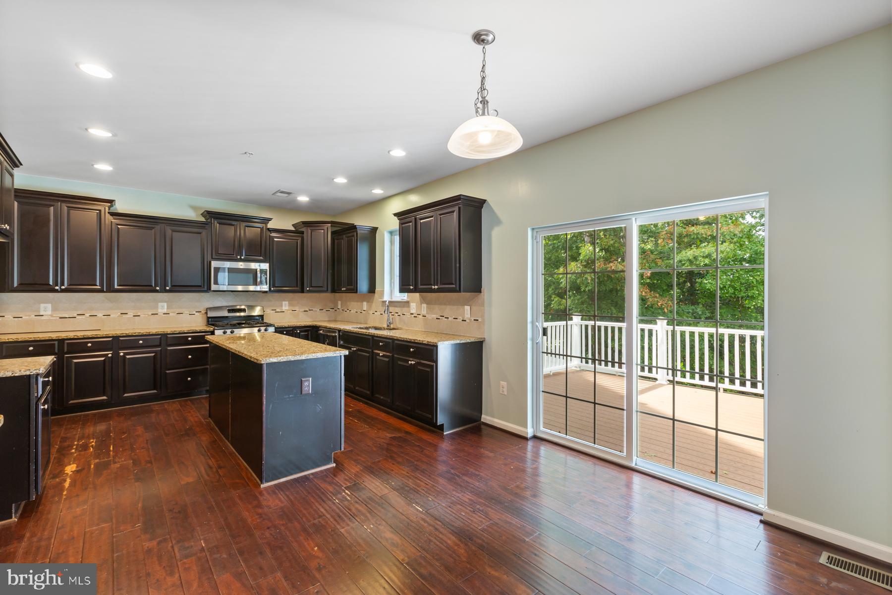 TANYARD SPRINGS - Residential