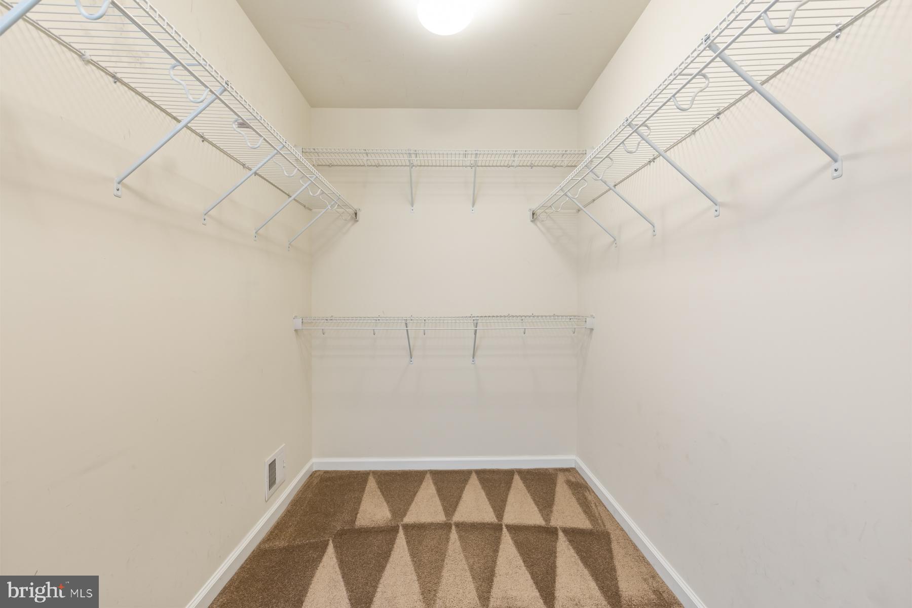 TANYARD SPRINGS - Residential