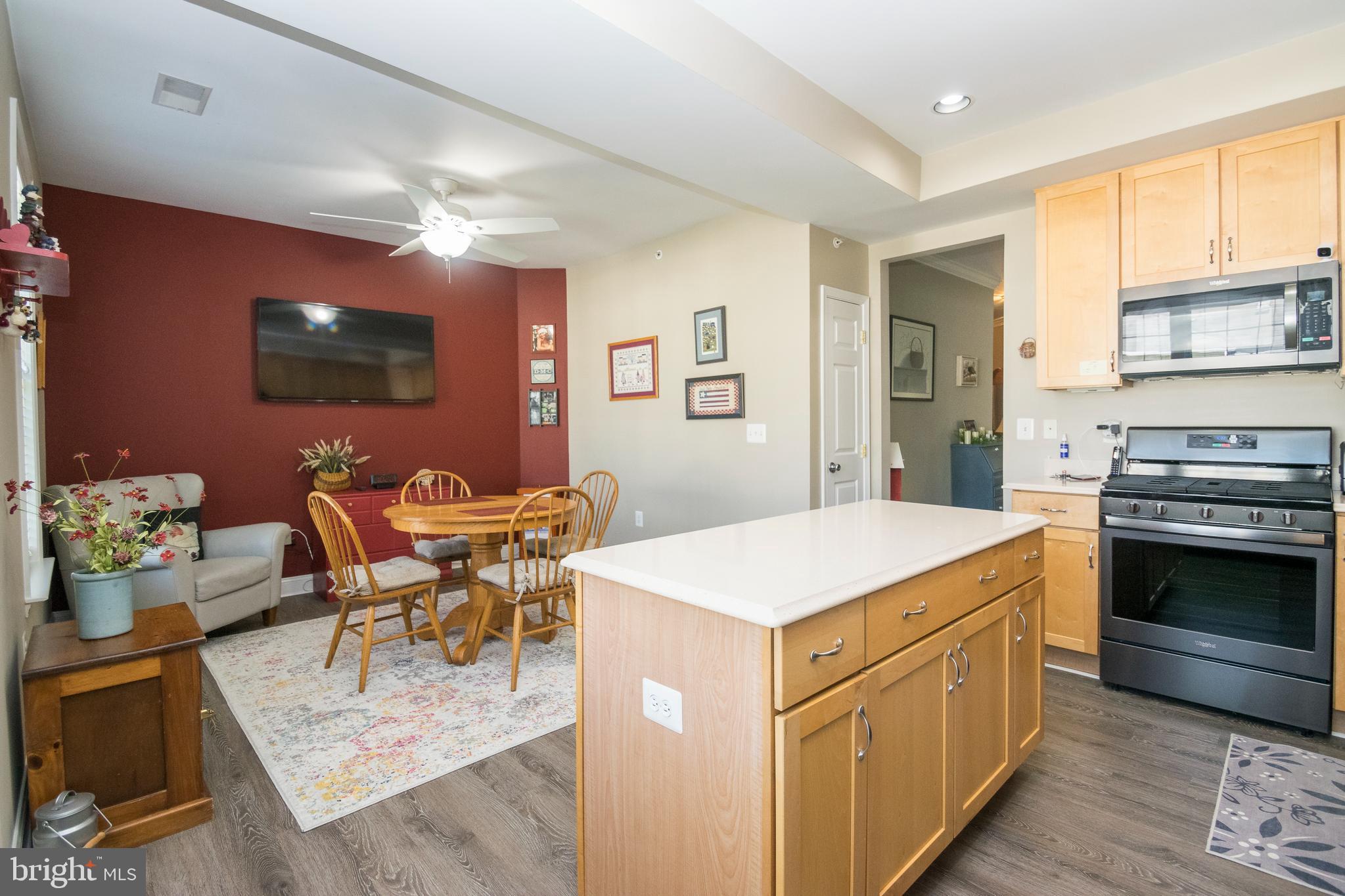 ELLICOTT HILLS - Residential