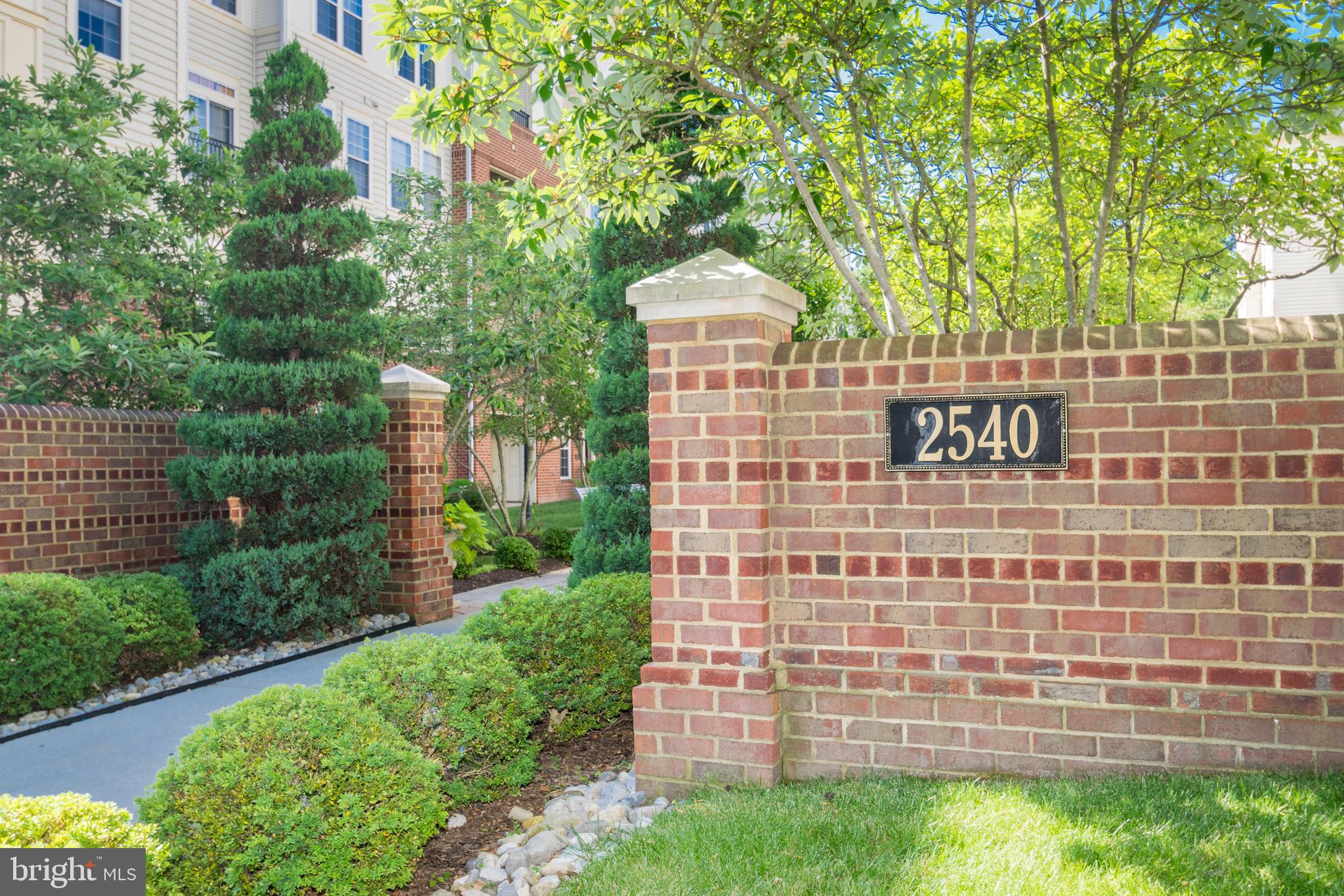 ELLICOTT HILLS - Residential
