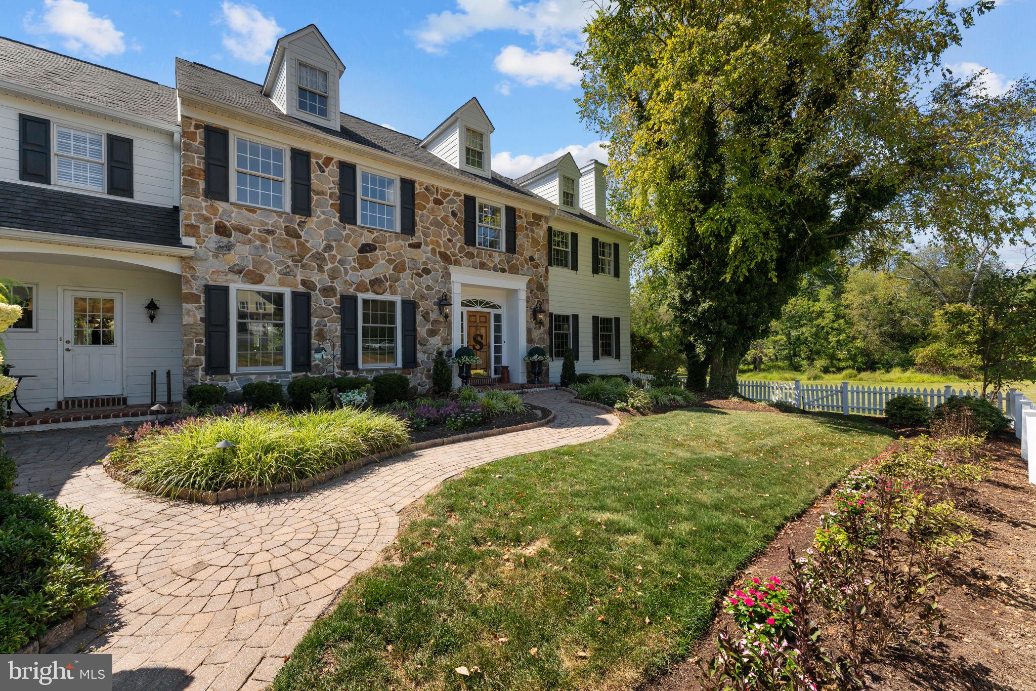 740 MONUMENT ROAD