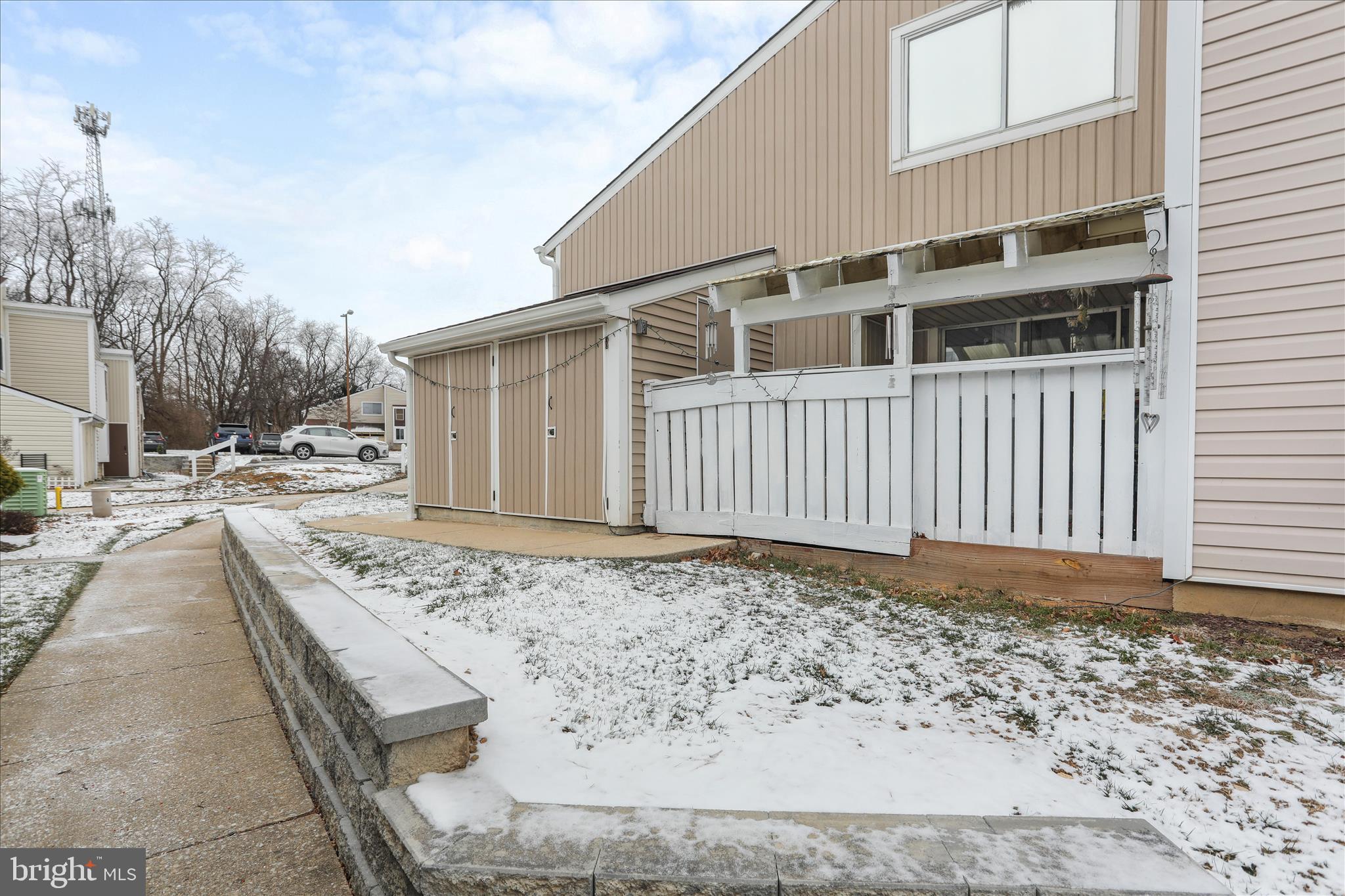 WOODLANDS NORTH - Residential