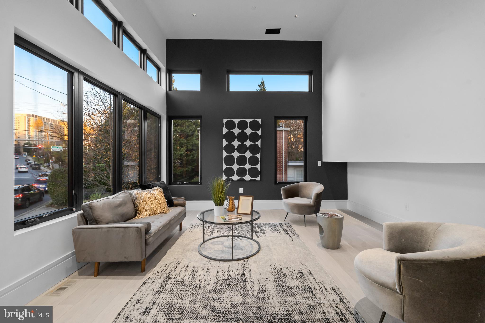 GREENACRES - Residential Lease