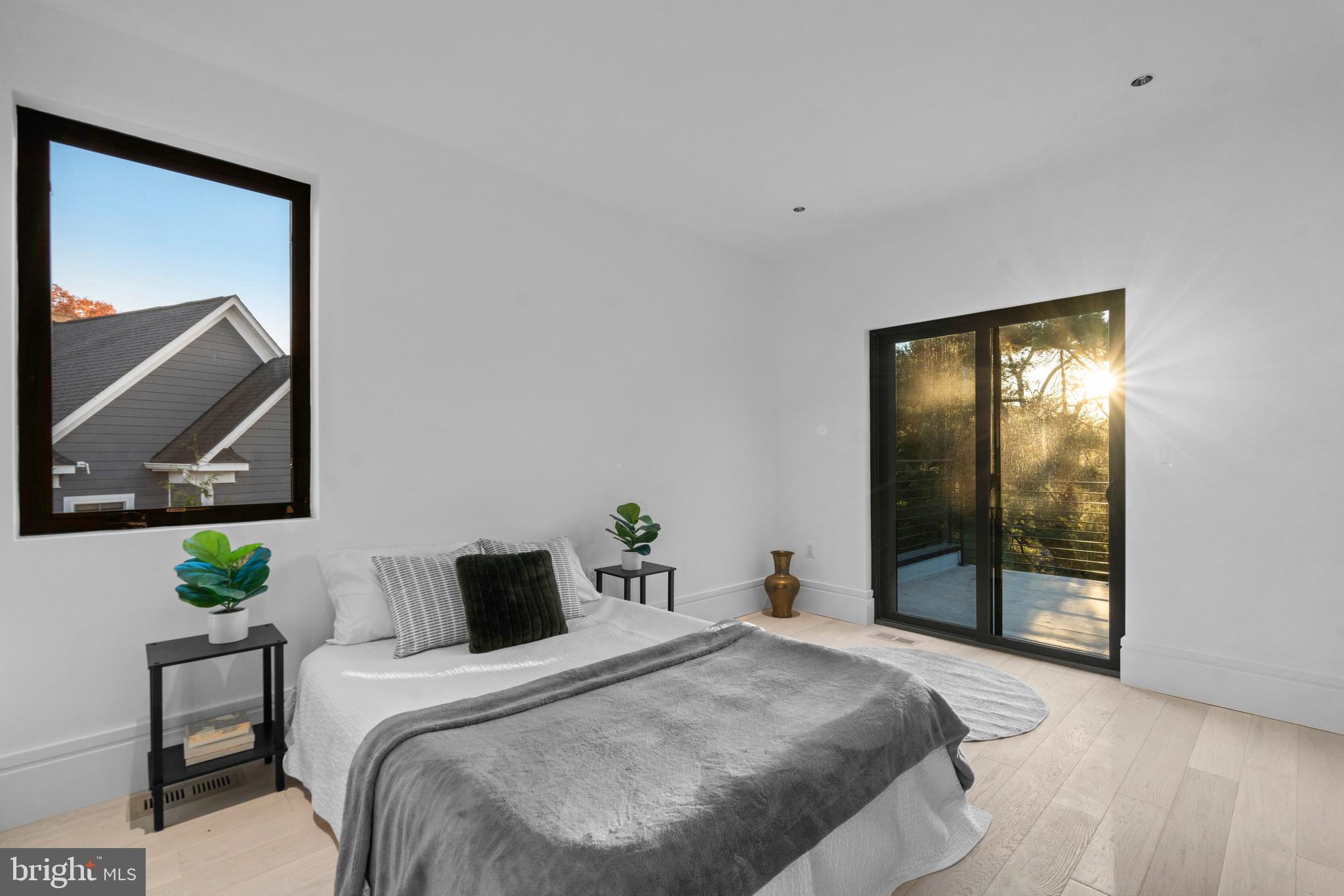 GREENACRES - Residential Lease