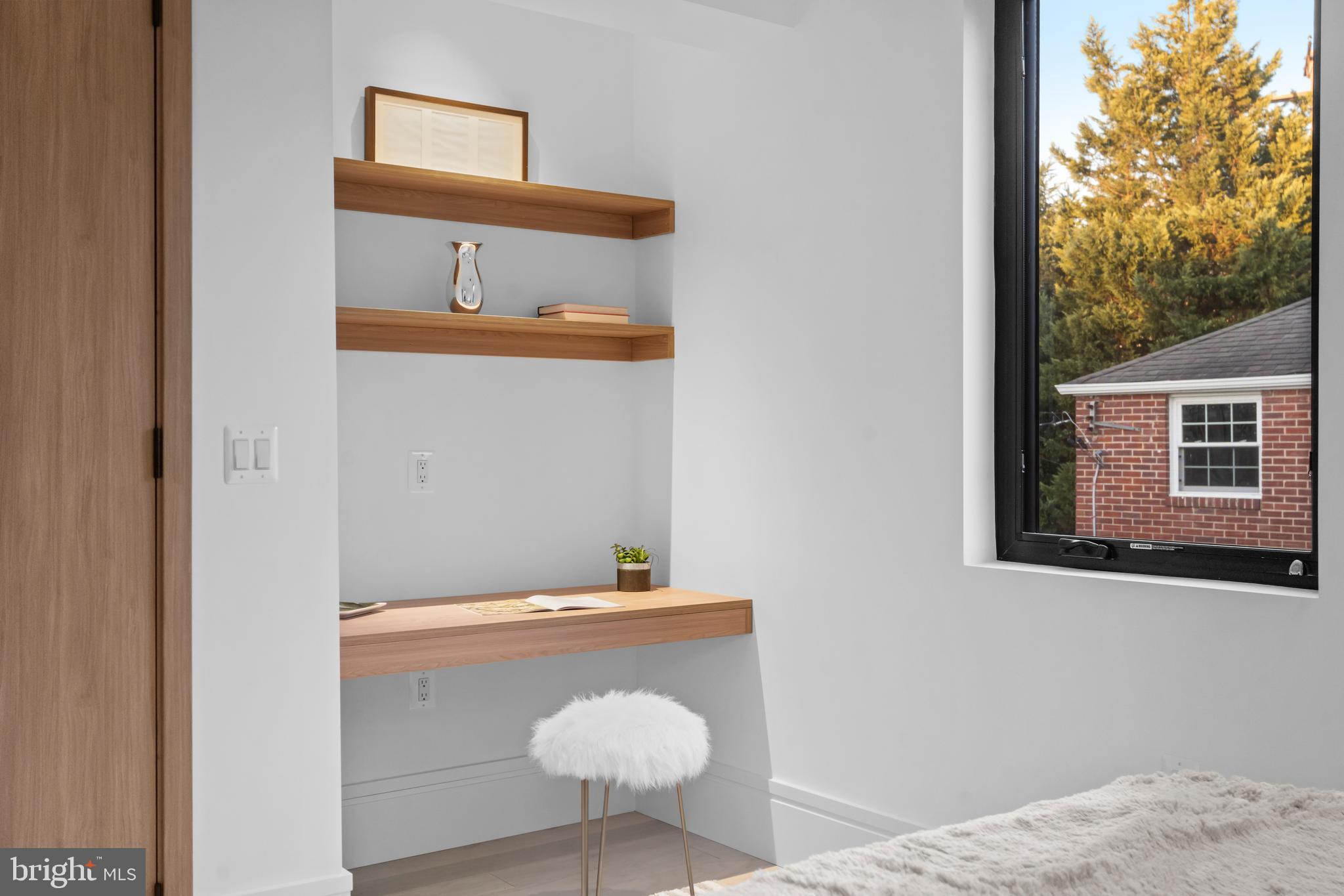 GREENACRES - Residential Lease