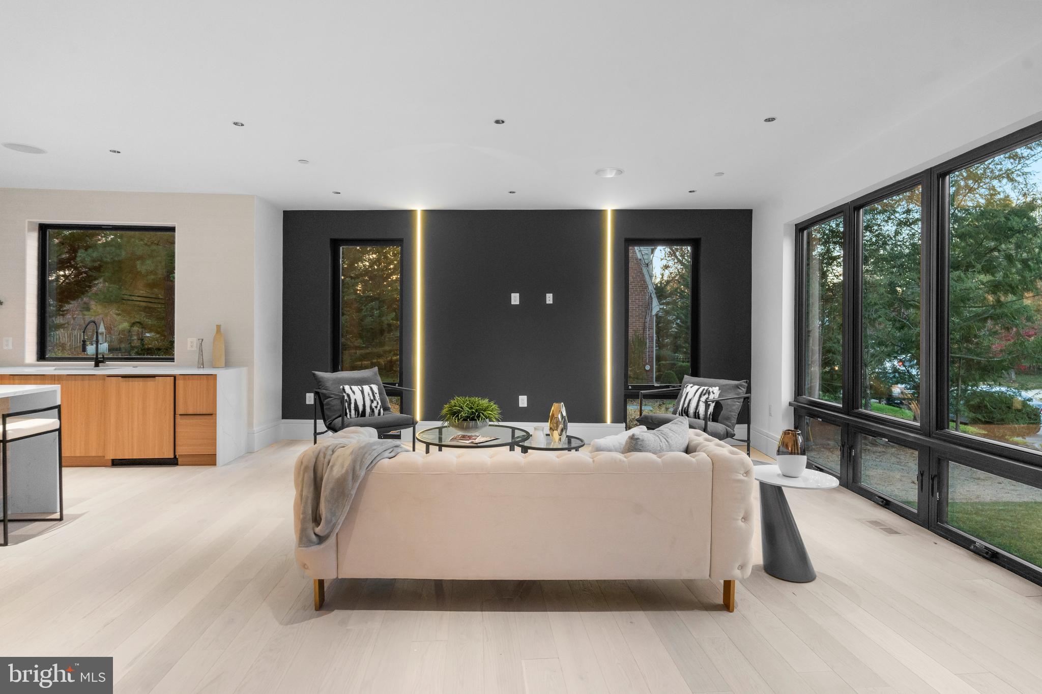 GREENACRES - Residential Lease