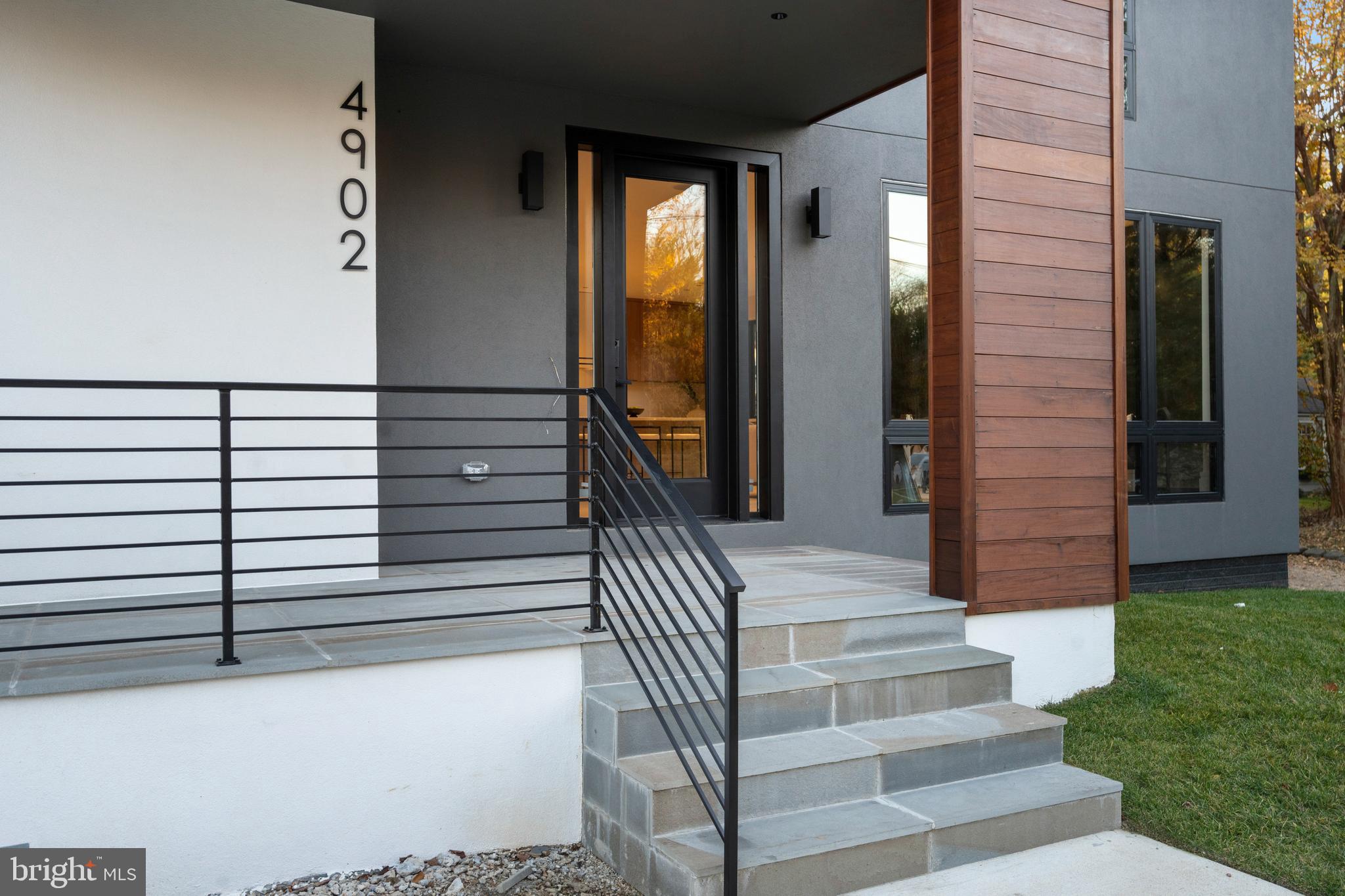 GREENACRES - Residential Lease