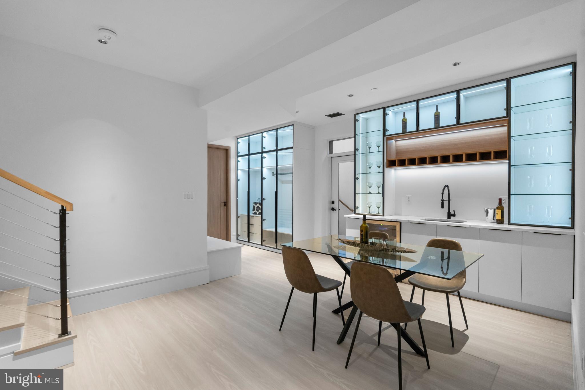 GREENACRES - Residential Lease