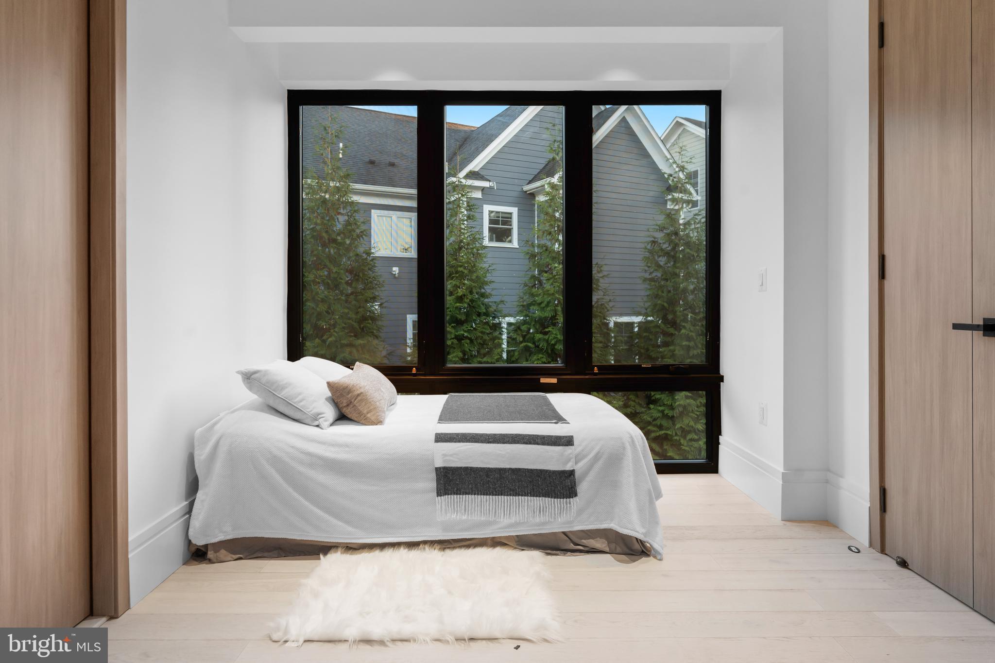 GREENACRES - Residential Lease