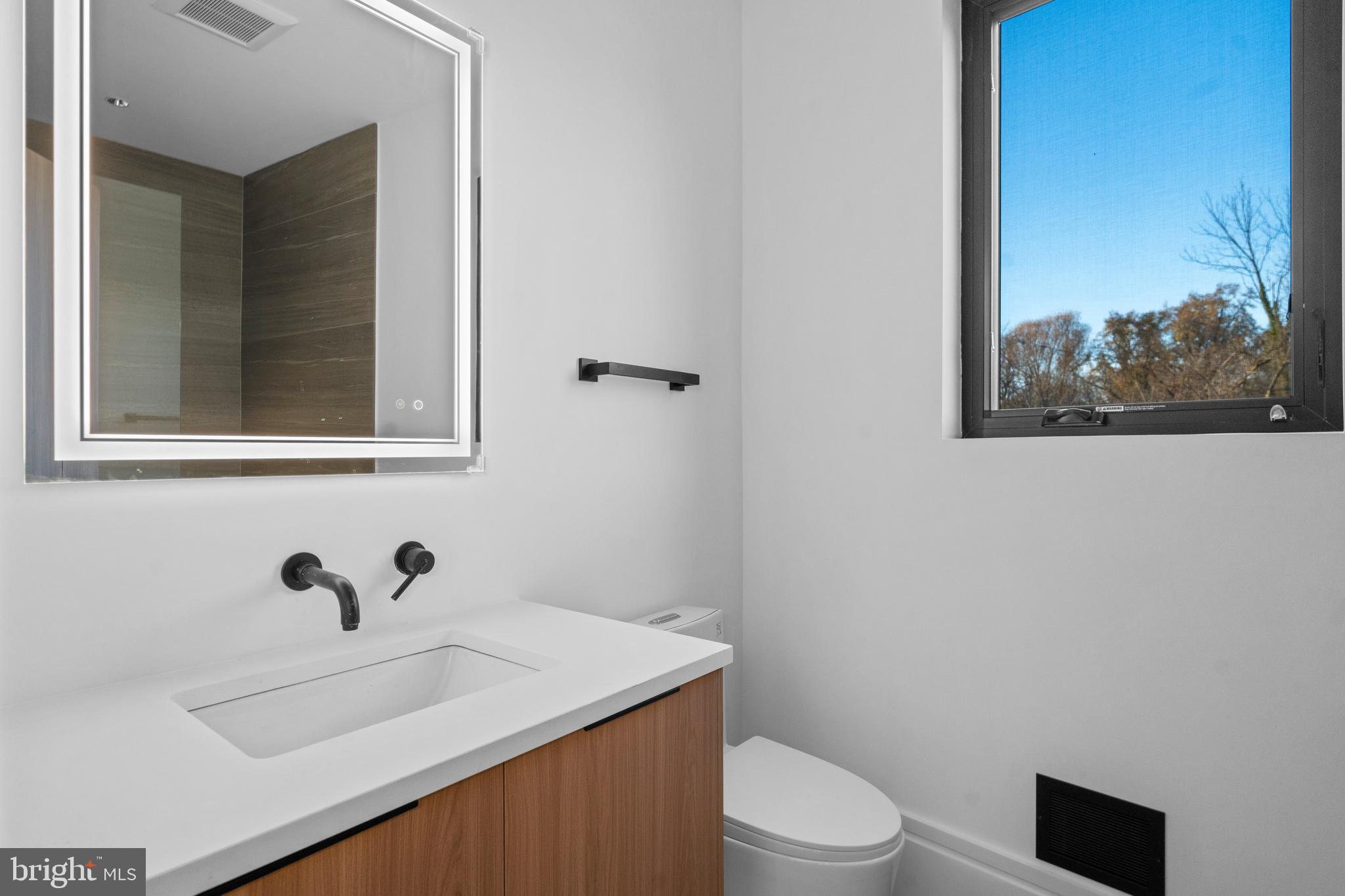 GREENACRES - Residential Lease