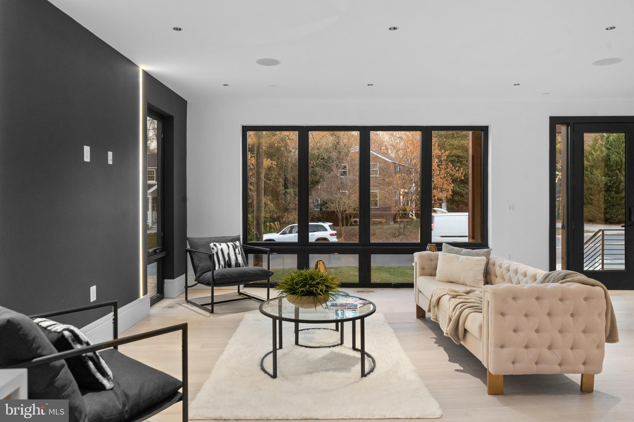 GREENACRES - Residential Lease