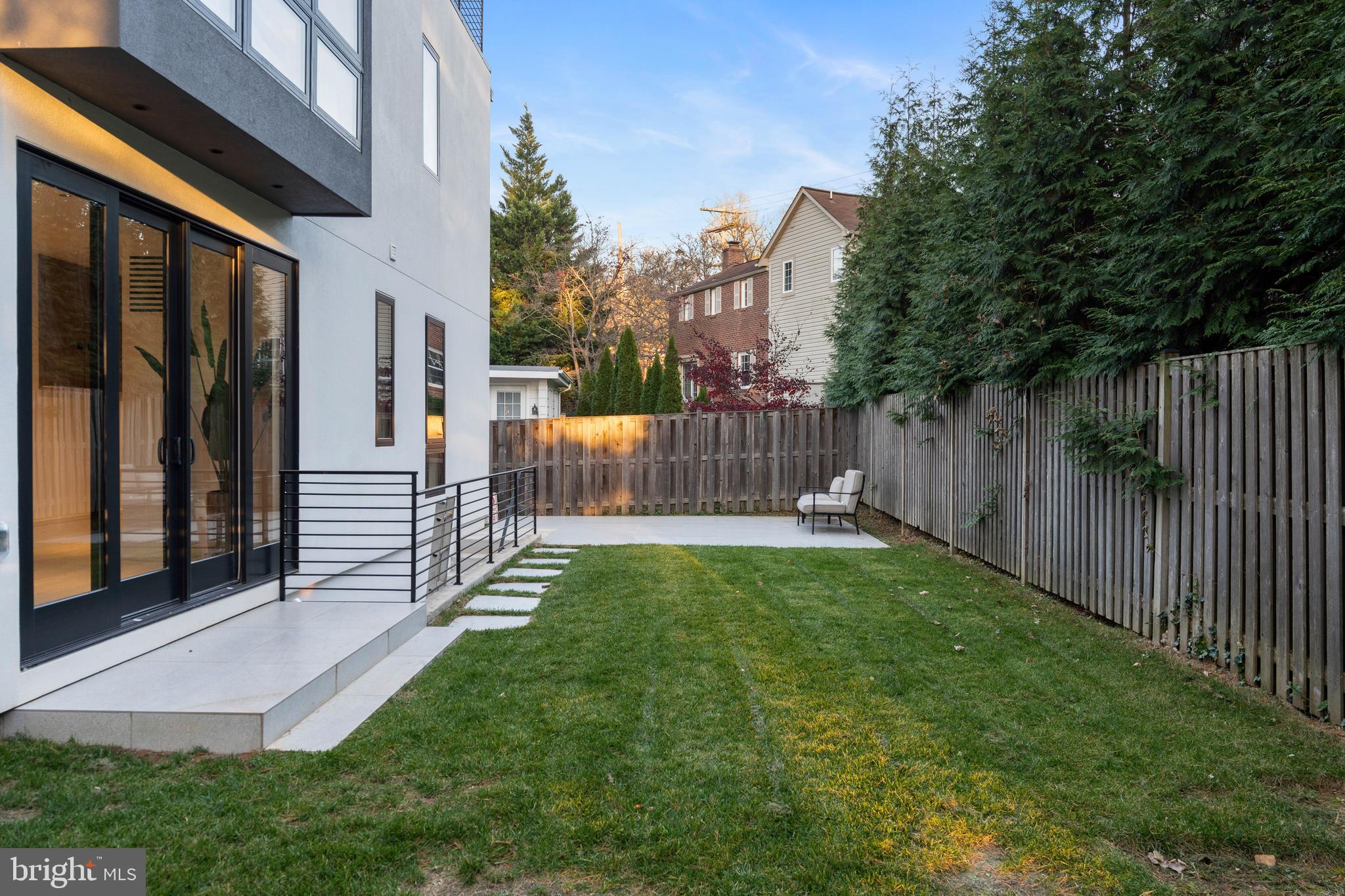 GREENACRES - Residential Lease