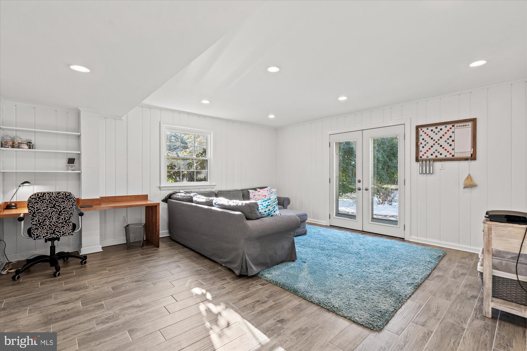 COLLINGWOOD ON THE POTOMAC - Residential