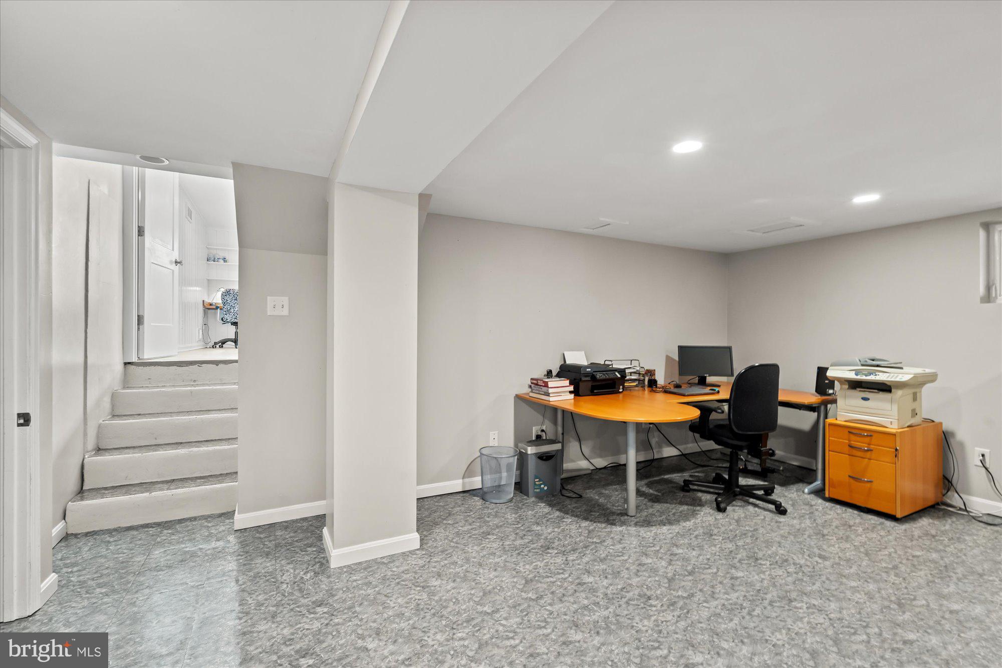 COLLINGWOOD ON THE POTOMAC - Residential