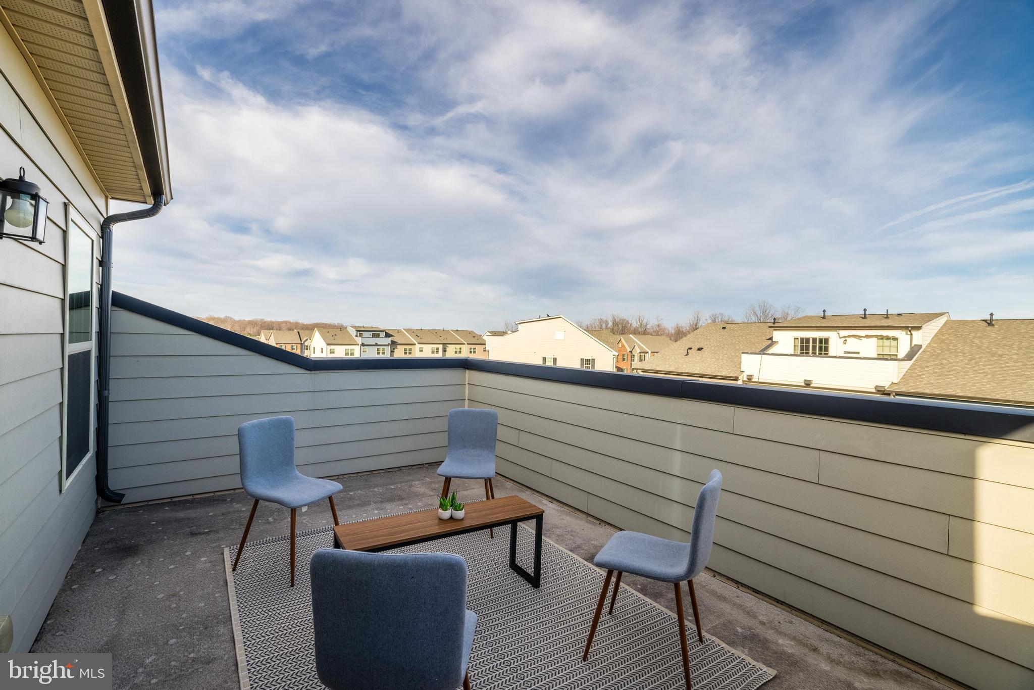 POTOMAC SHORES - Residential