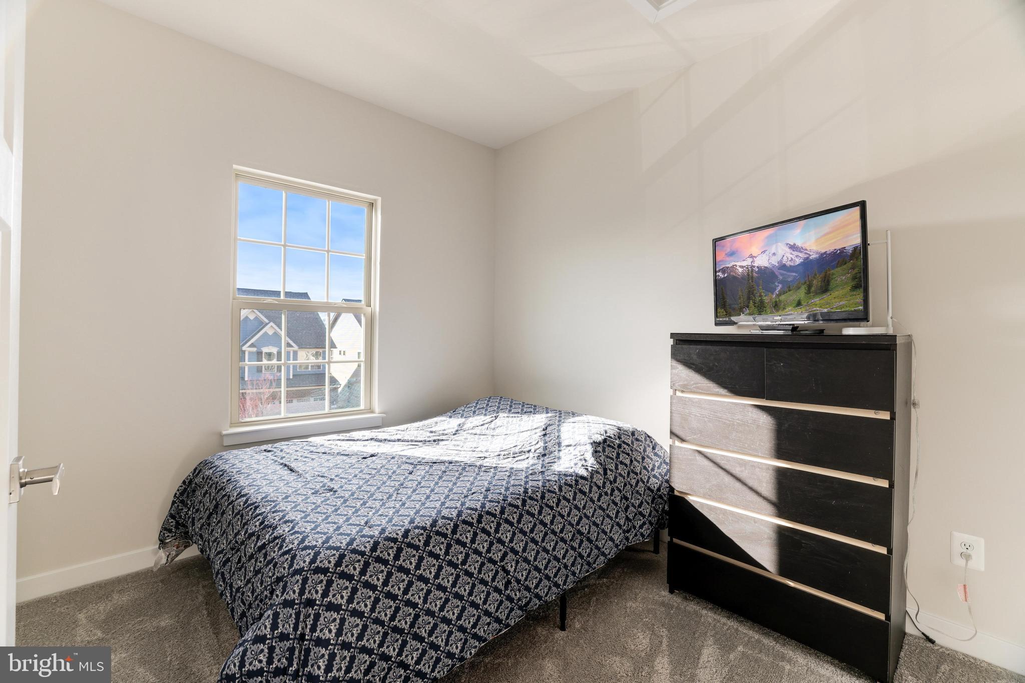 POTOMAC SHORES - Residential