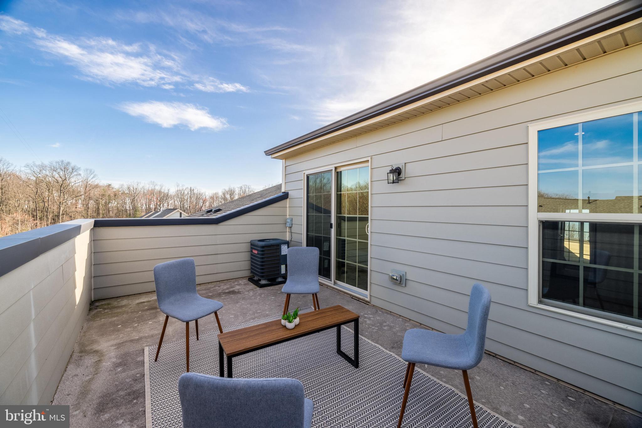 POTOMAC SHORES - Residential