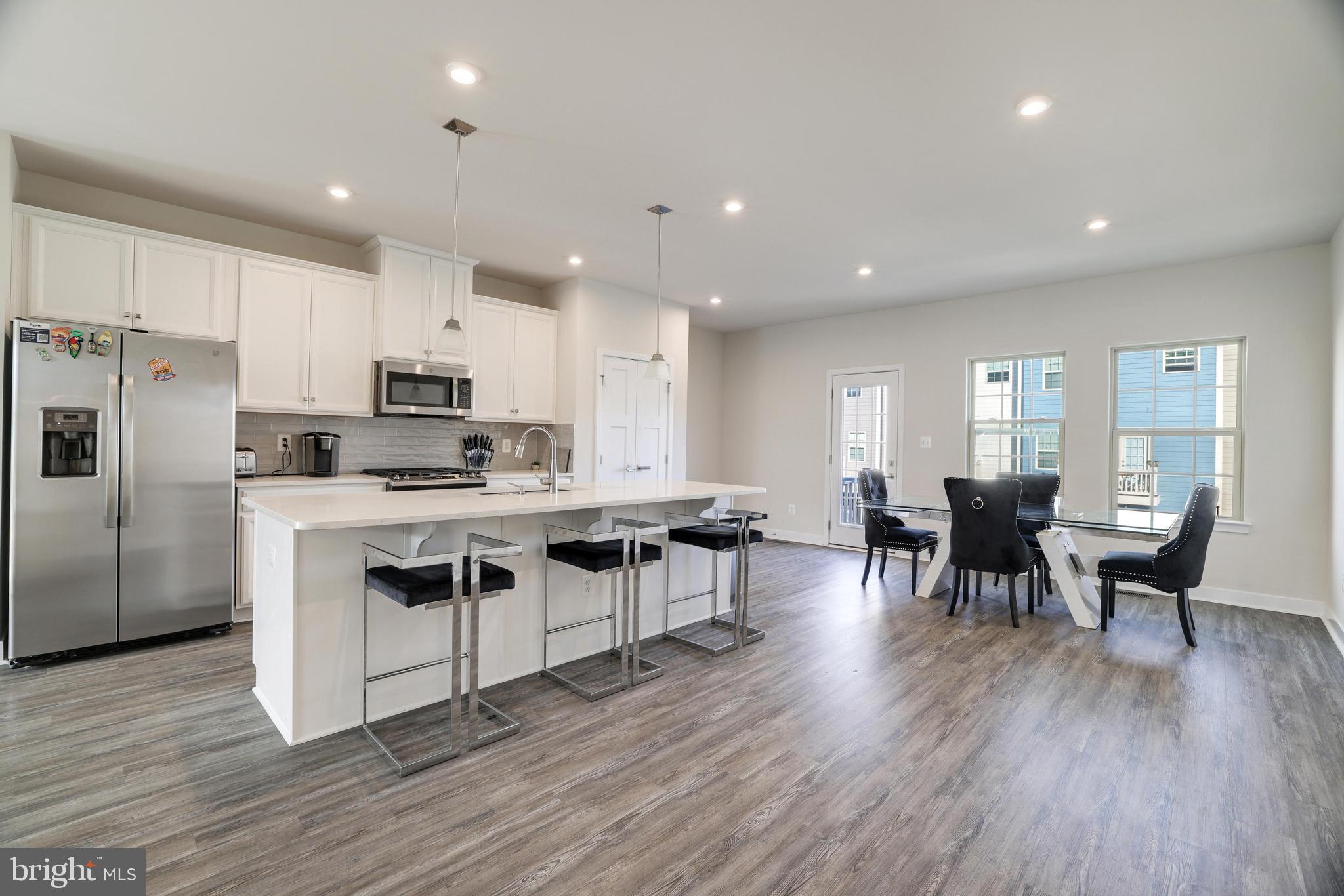 POTOMAC SHORES - Residential