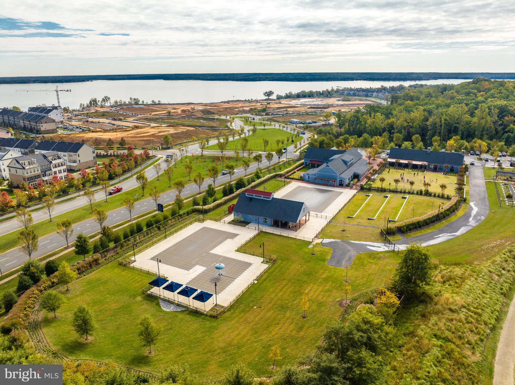 POTOMAC SHORES - Residential