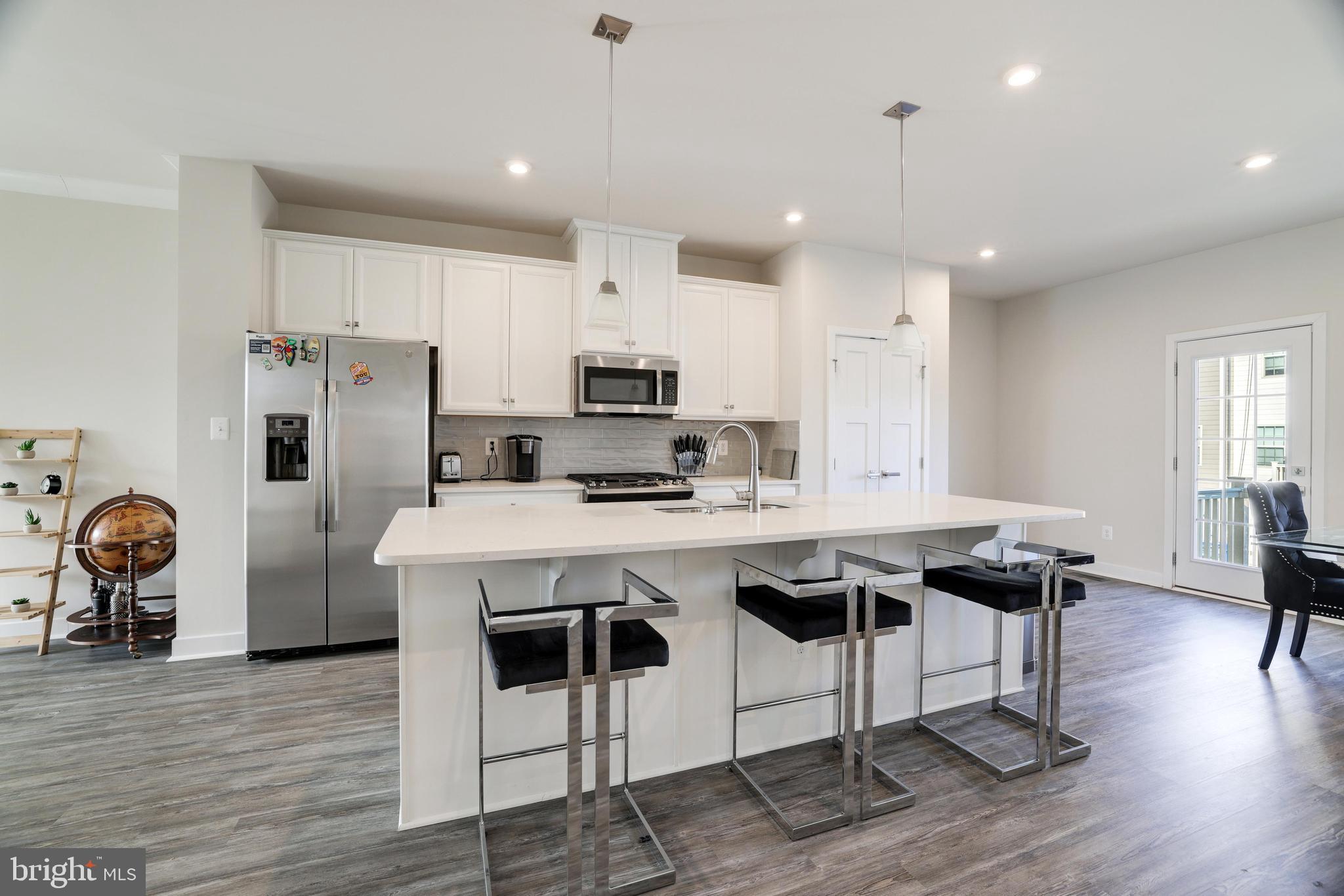 POTOMAC SHORES - Residential