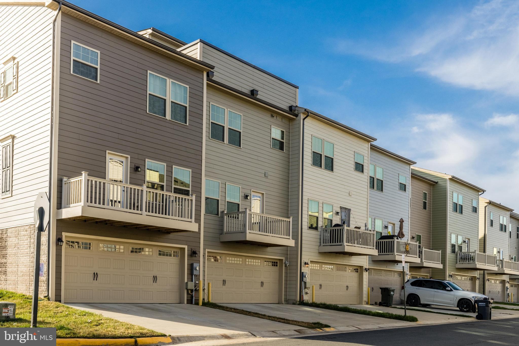 POTOMAC SHORES - Residential