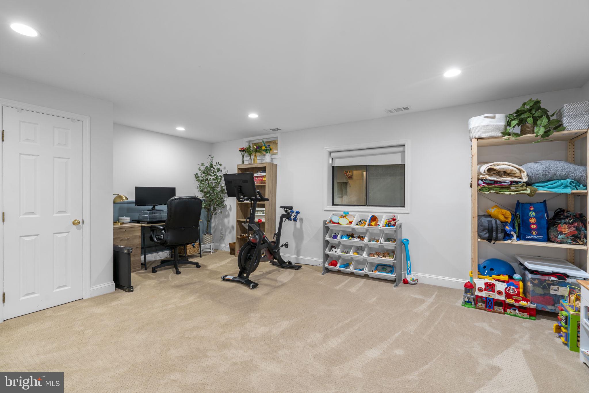 DEERFIELD - Residential