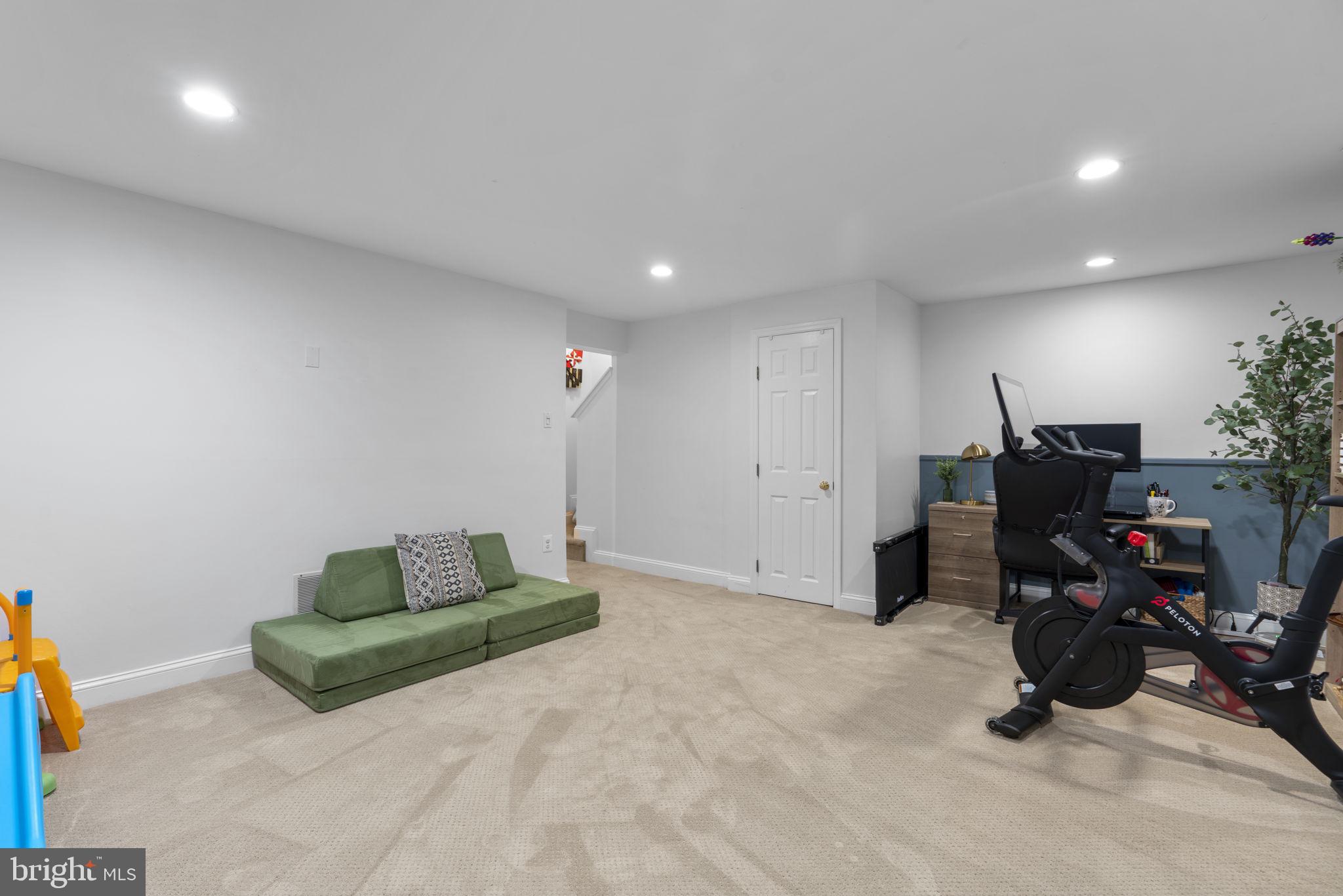 DEERFIELD - Residential