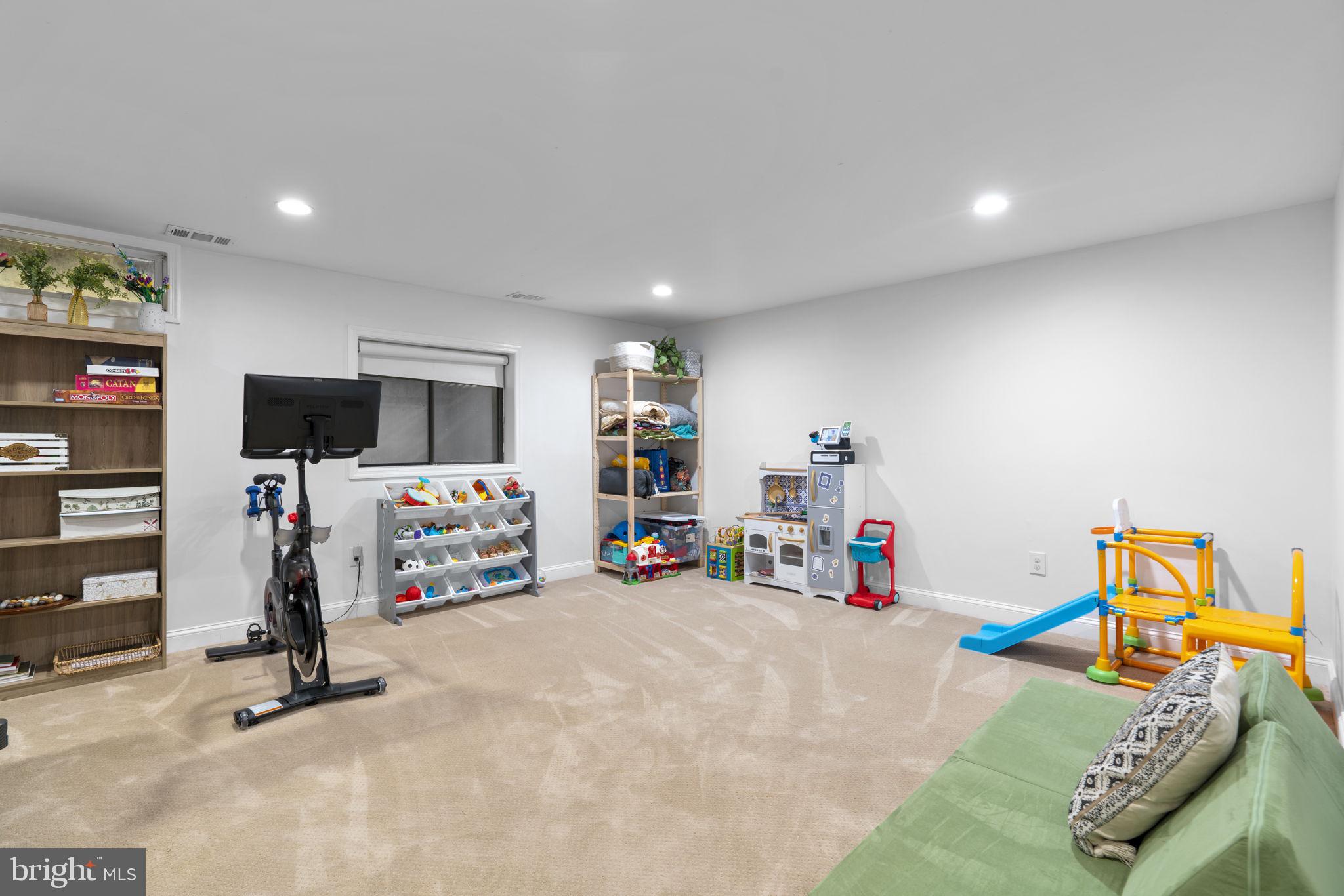 DEERFIELD - Residential