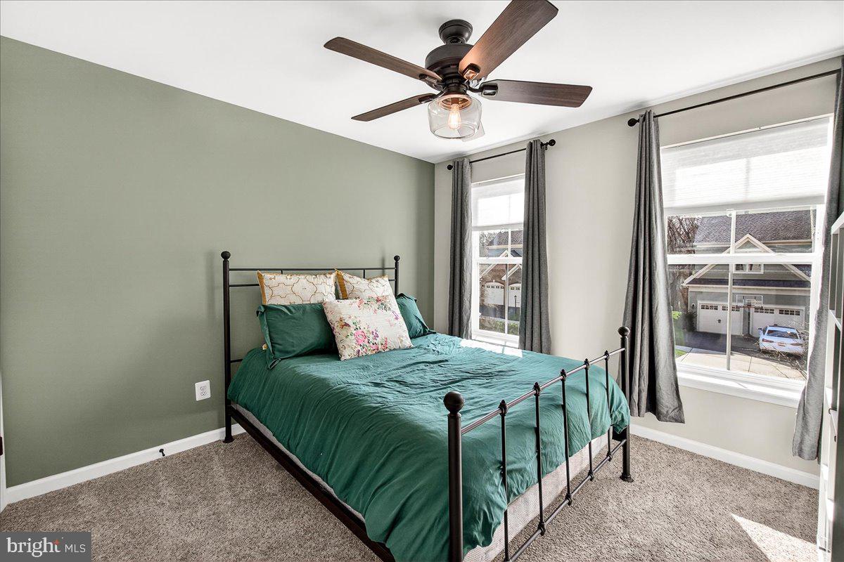 TALLYN RIDGE - Residential