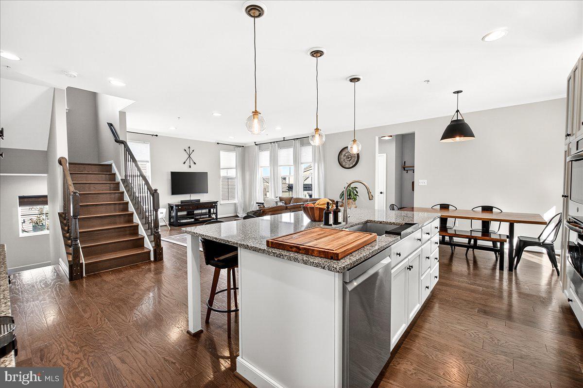 TALLYN RIDGE - Residential