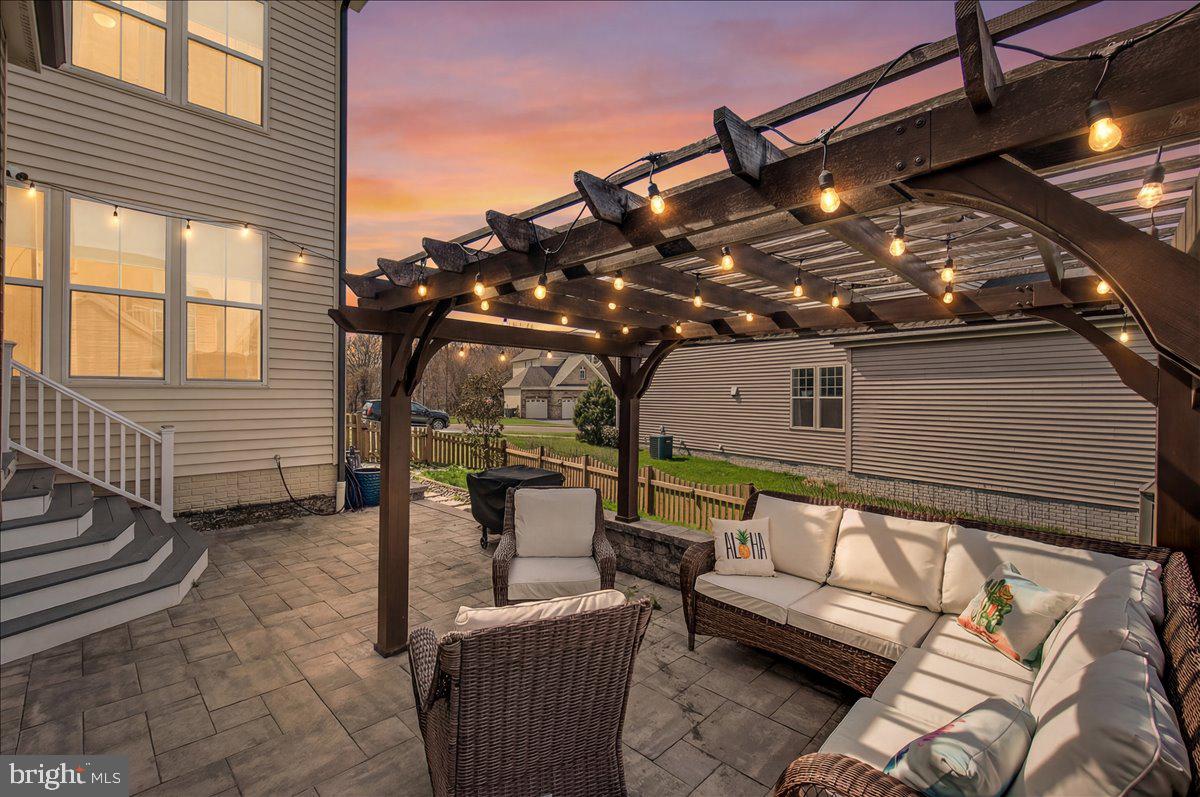 TALLYN RIDGE - Residential