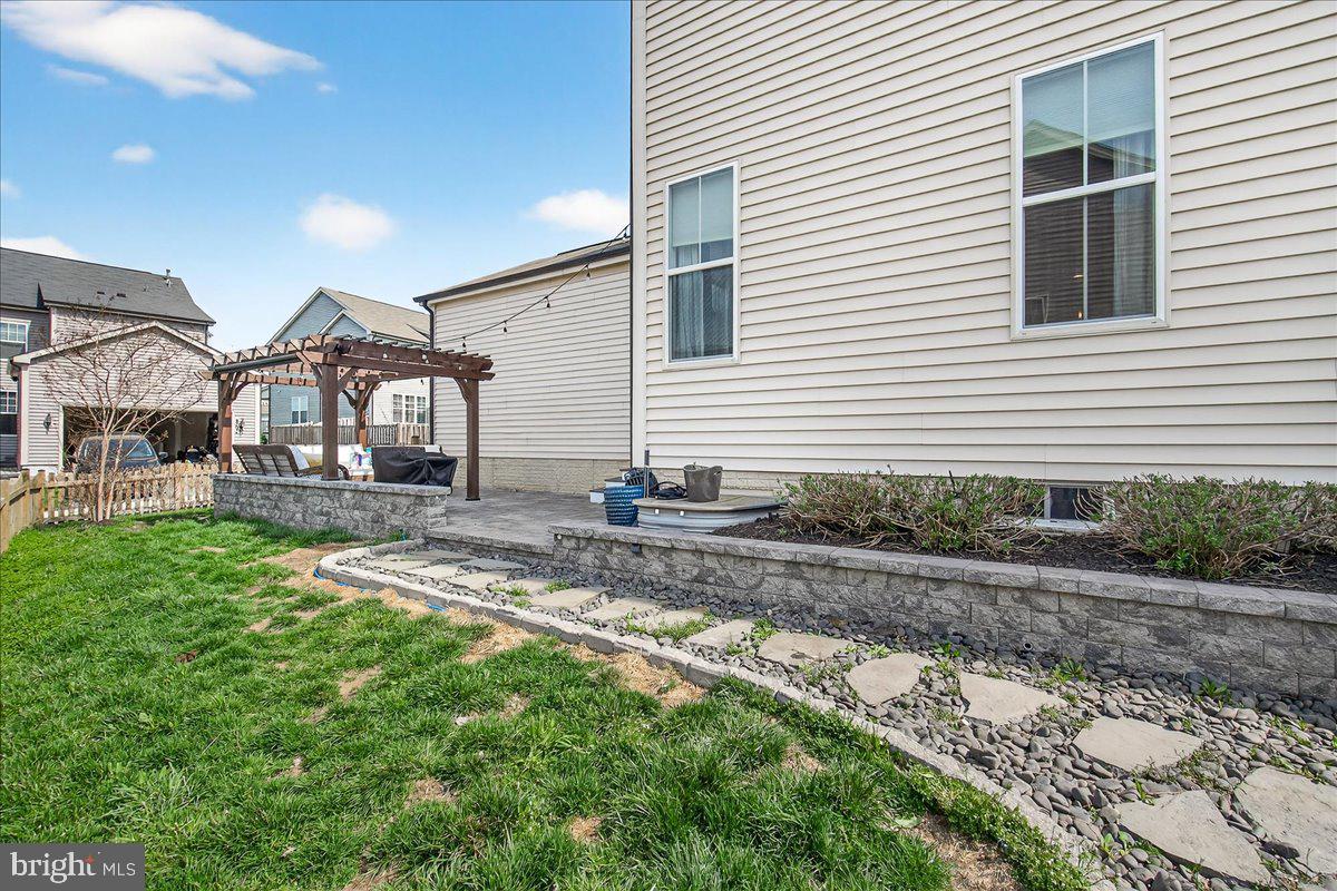 TALLYN RIDGE - Residential