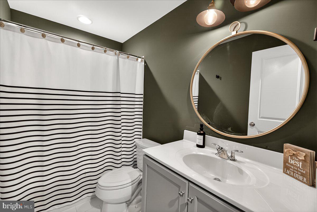 TALLYN RIDGE - Residential