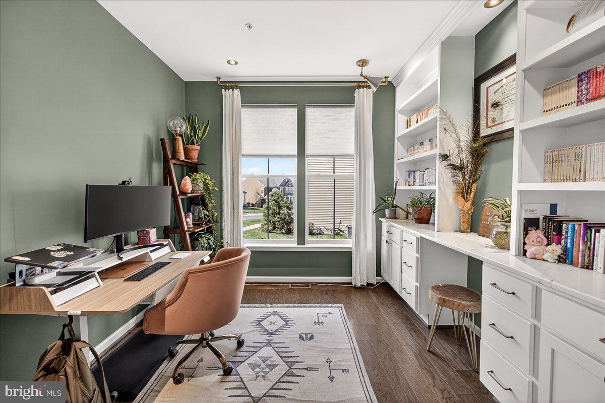 TALLYN RIDGE - Residential