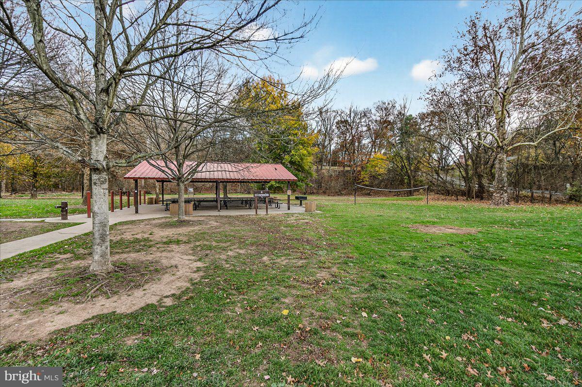 TALLYN RIDGE - Residential