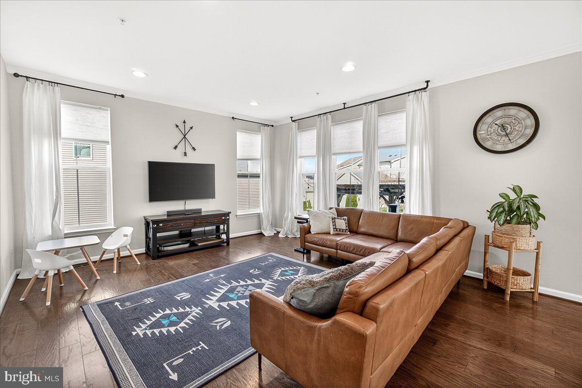 TALLYN RIDGE - Residential