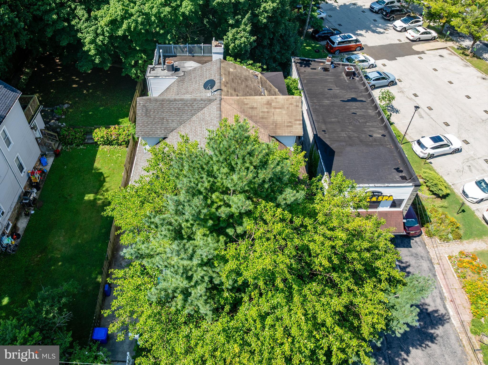 558 E CHURCH ROAD
