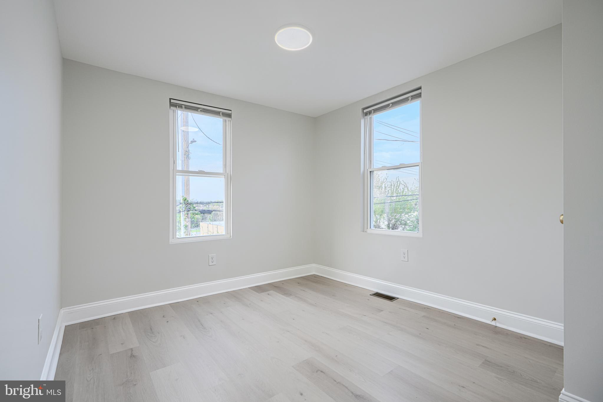 BELAIR-EDISON - Residential