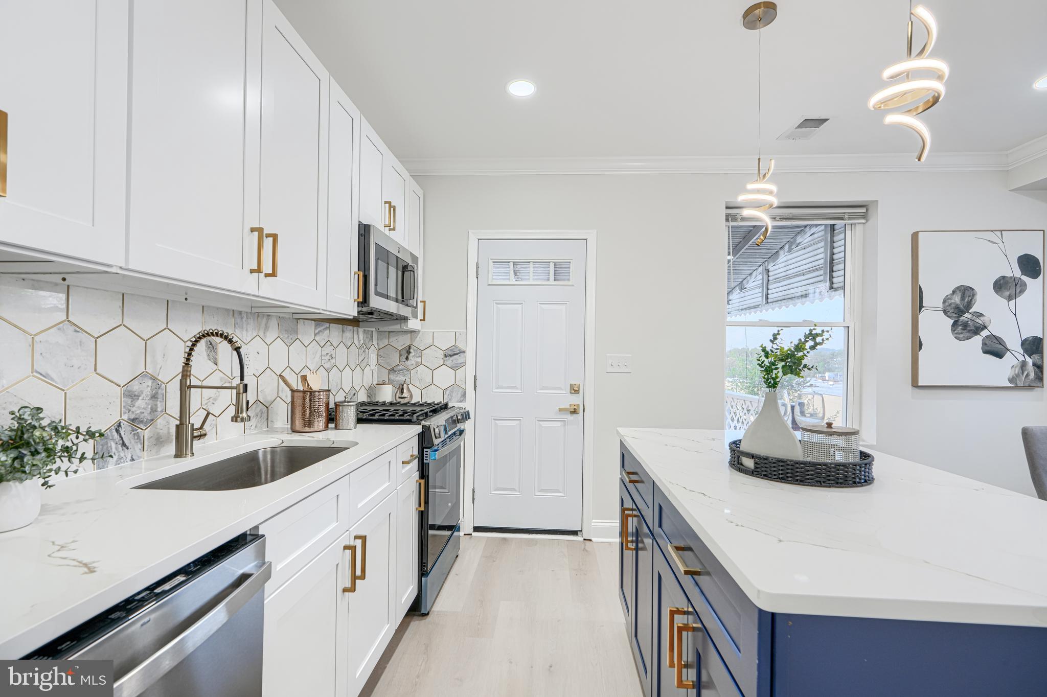 BELAIR-EDISON - Residential