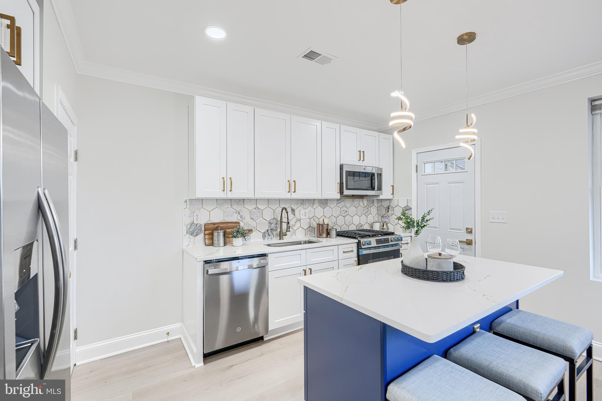 BELAIR-EDISON - Residential