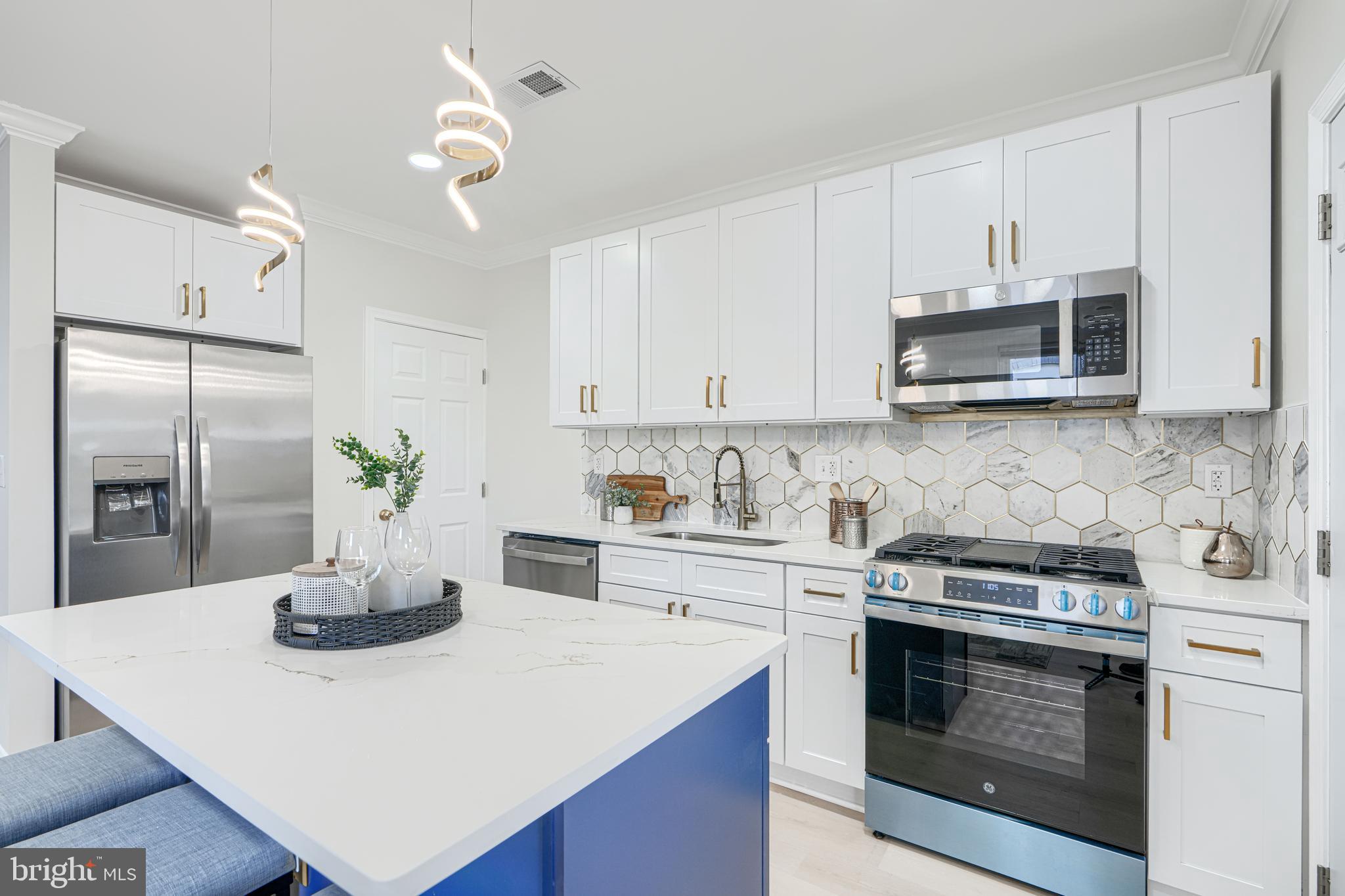 BELAIR-EDISON - Residential