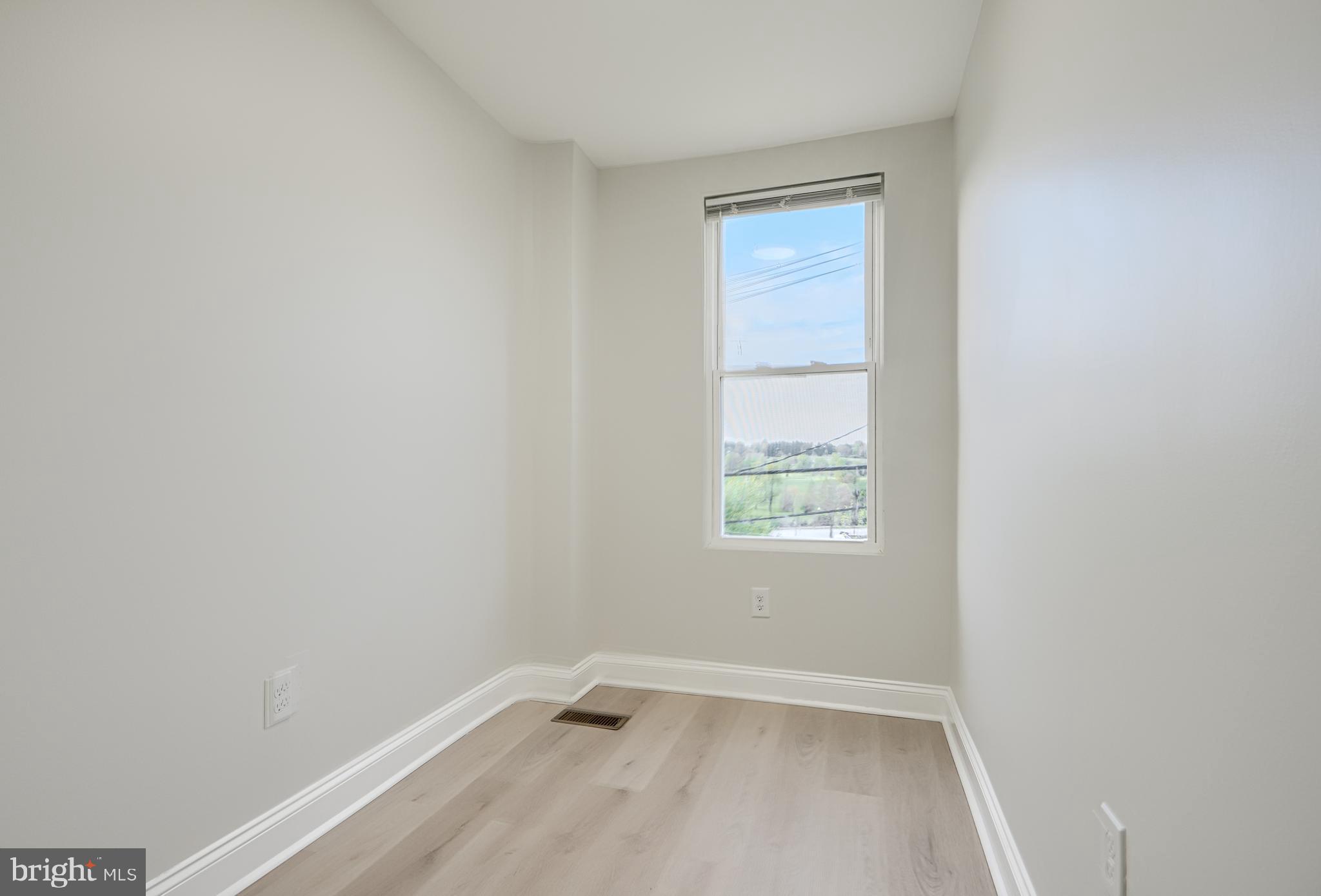 BELAIR-EDISON - Residential