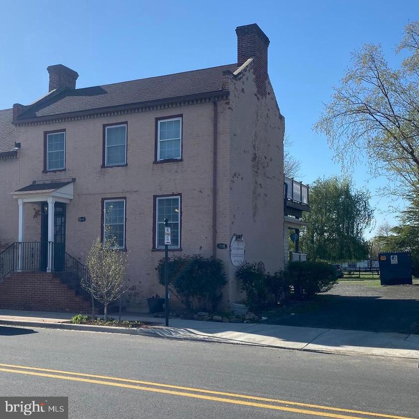 MARSHALL, VA - Residential Lease