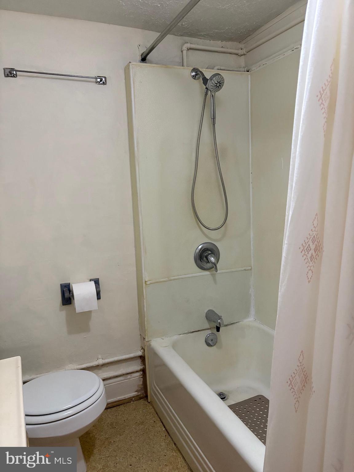 MARSHALL, VA - Residential Lease