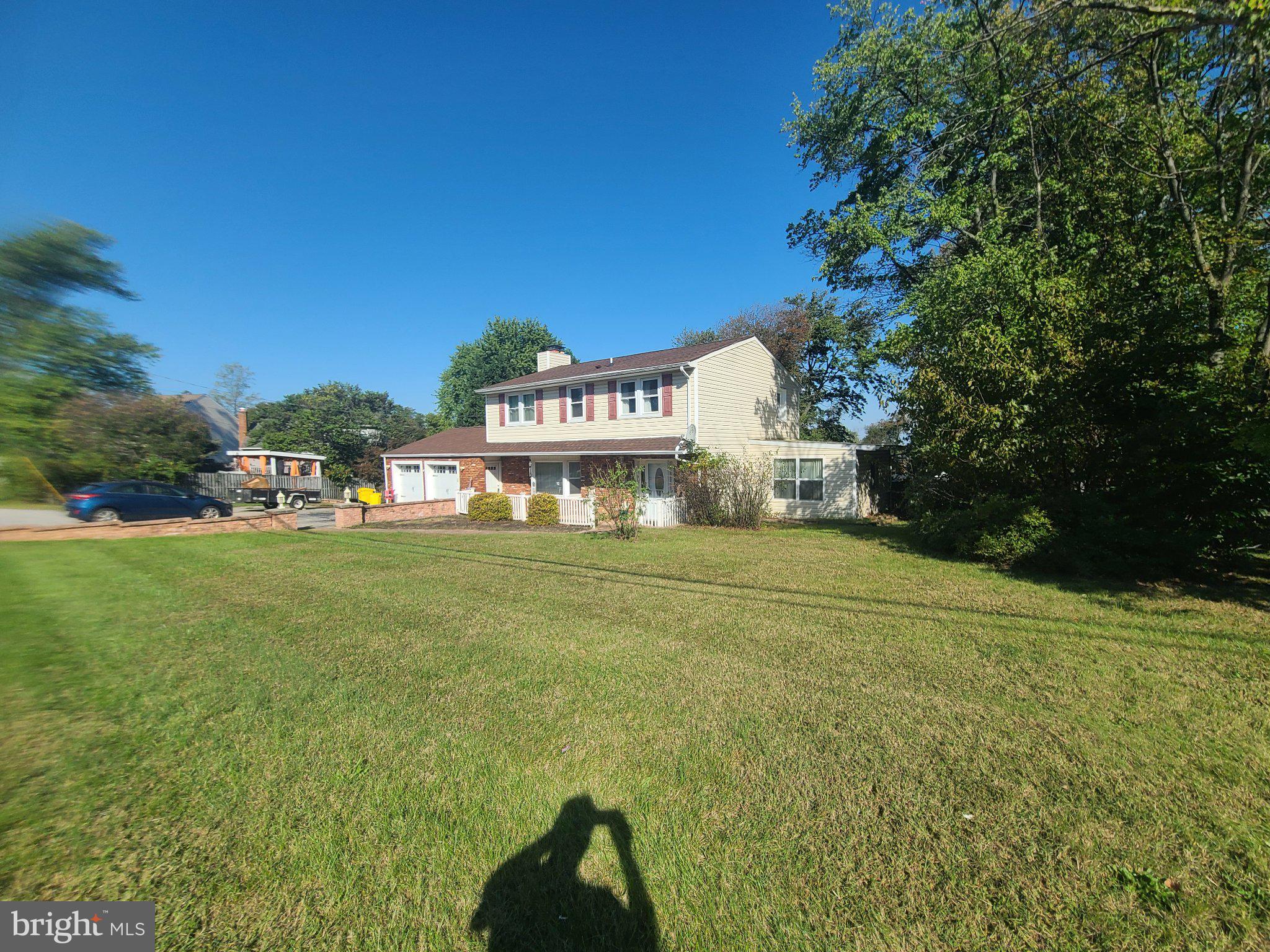 588 BRIGHTVIEW DRIVE